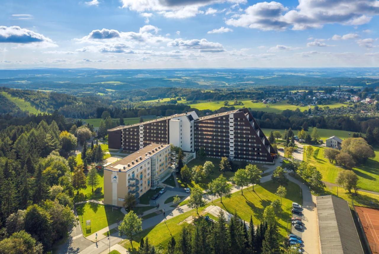 Ifa Schoeneck Hotel & Ferienpark Schöneck Exterior foto